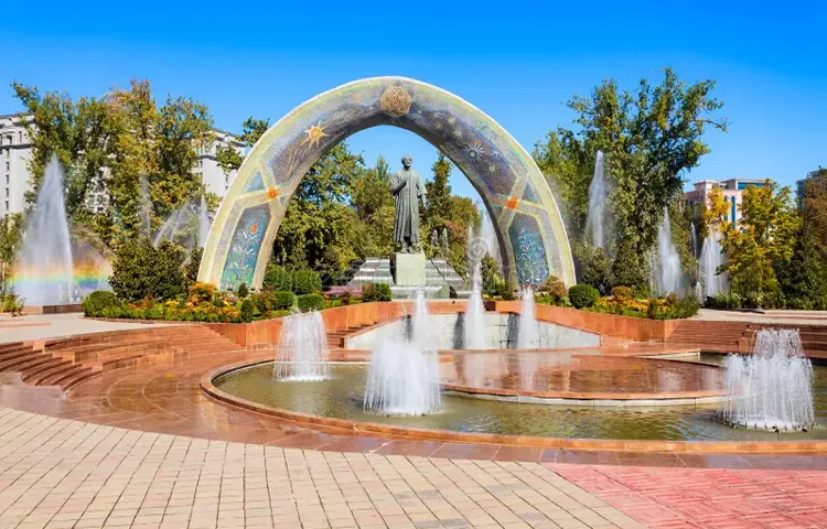 میدان رودکی تاجیکستان
