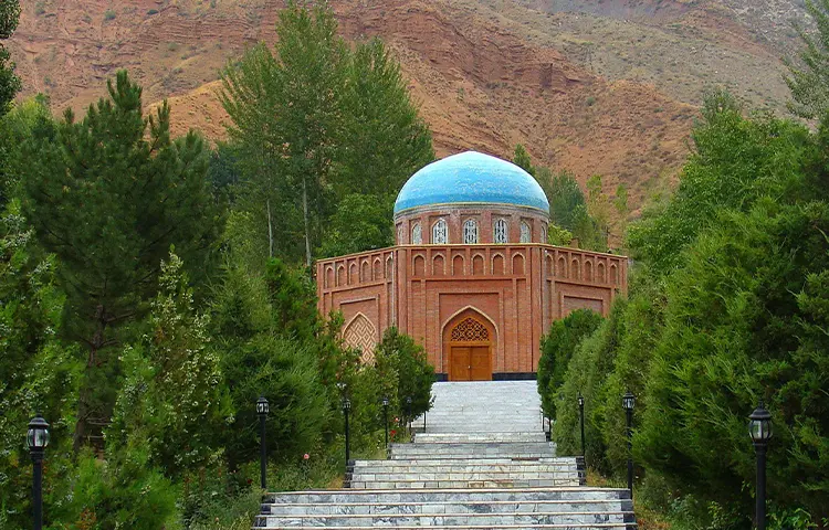 آرامگاه رودکی