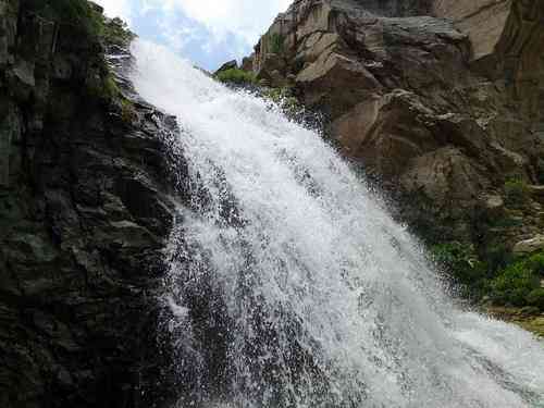 آهار به شکراب، جشنواره برگ ریزان، تور یک روزه آهار به شکراب، جشنواره برگ ریزان، تور یک روزه