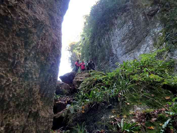 تور یک روزه اسپر دره تا غار اسپر دره |هفته دوم اردیبهشت| تور یک روزه اسپر دره تا غار اسپر دره |هفته دوم اردیبهشت|