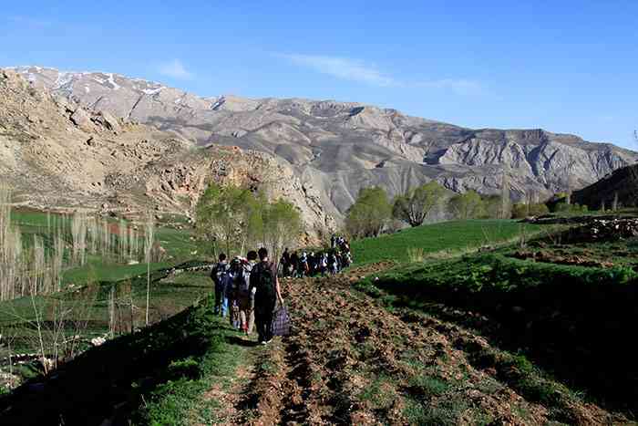 تور یک روزه تنگه میشینه تا دشت لزور |هفته اول تیر| تور یک روزه تنگه میشینه تا دشت لزور |هفته اول تیر|