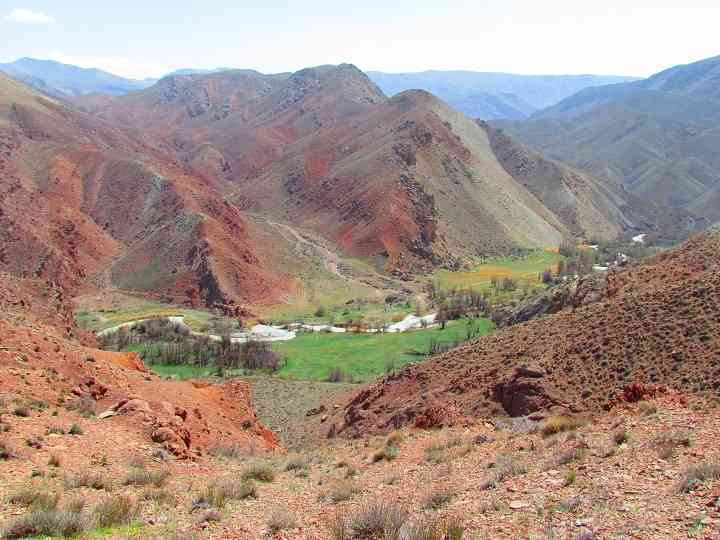 یک سفر ، یک کتاب |هرانده| یک سفر ، یک کتاب |هرانده|