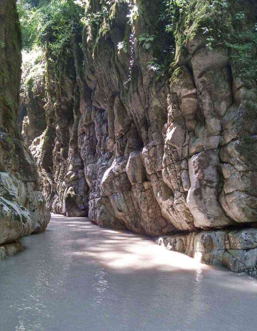 رودخانه نوردی تنگه دار |بازی آب و صخره| رودخانه نوردی تنگه دار |بازی آب و صخره|