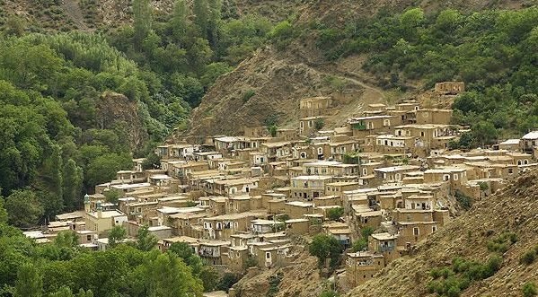 تور کردستان | پالنگان، روستای ایستاده |